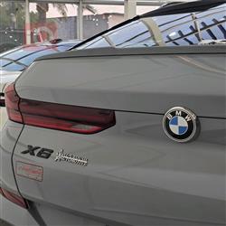 بی ئێم دەبڵیو X6